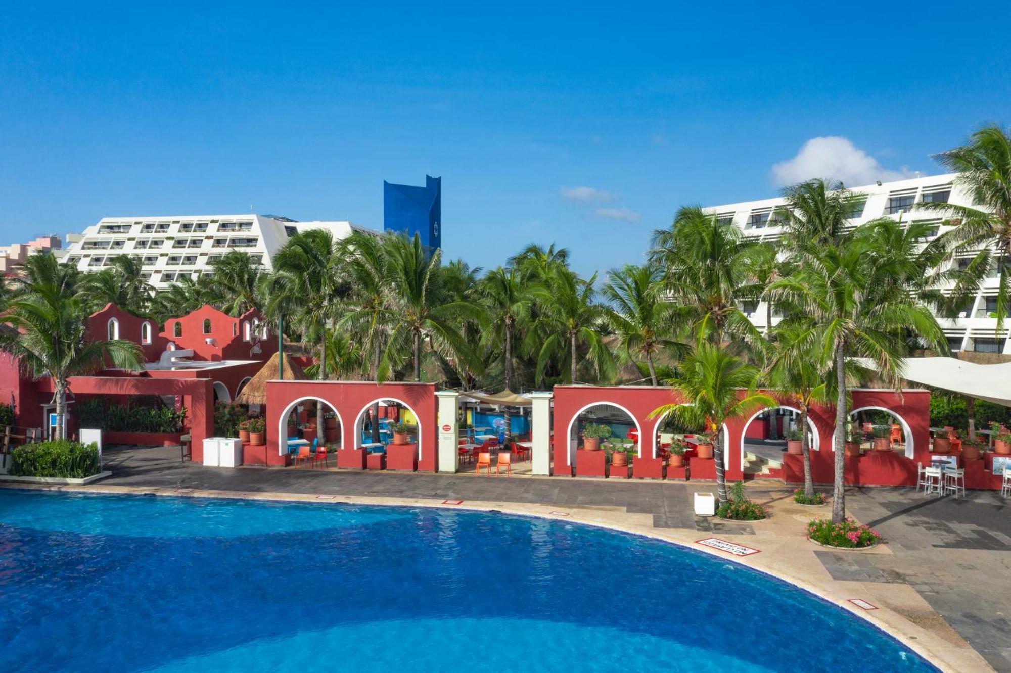 Grand Oasis Cancun Hotel Exterior photo Hard Rock Hotel Vallarta