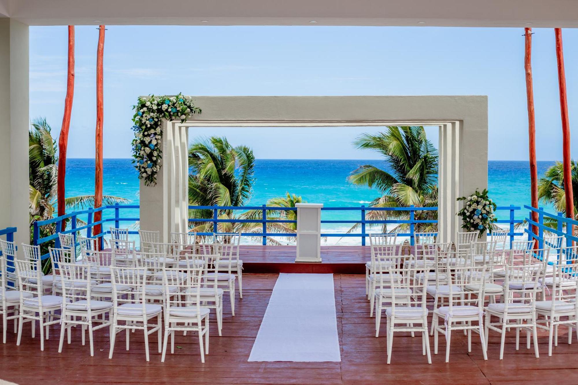 Grand Oasis Cancun Hotel Exterior photo Wedding Chapel at the Grand at Moon Palace